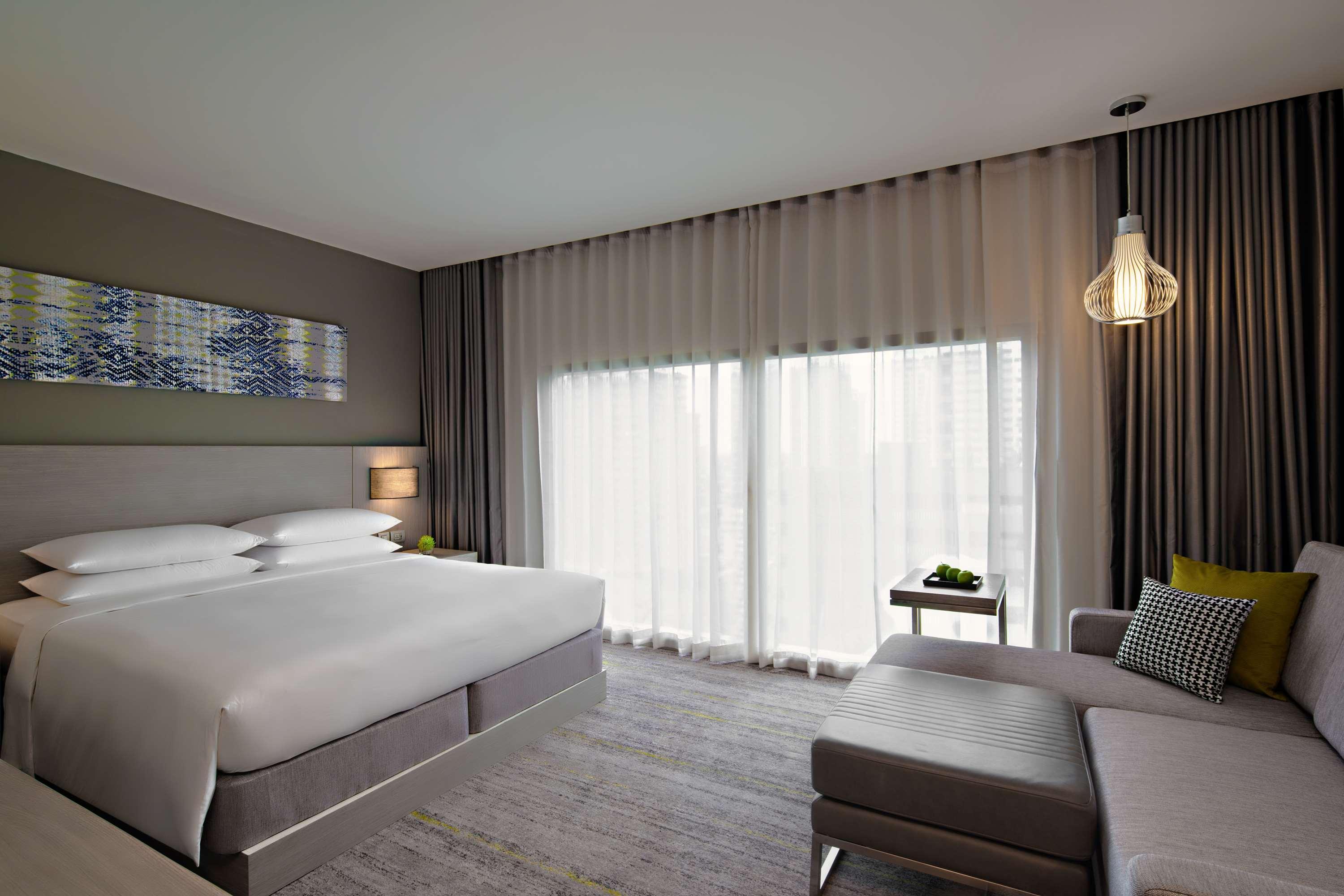 Hyatt Place Bangkok Sukhumvit 24 Zewnętrze zdjęcie