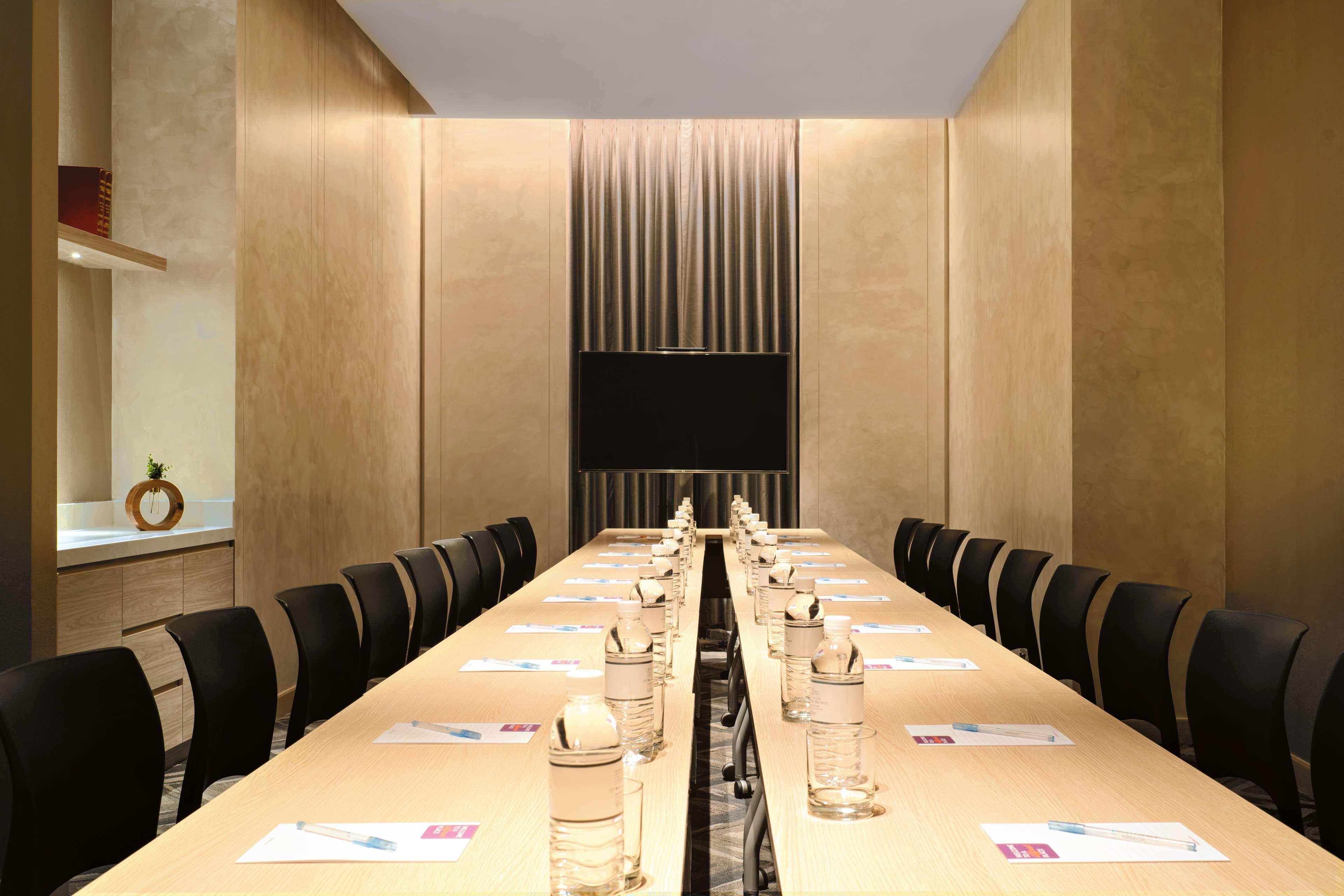 Hyatt Place Bangkok Sukhumvit 24 Zewnętrze zdjęcie